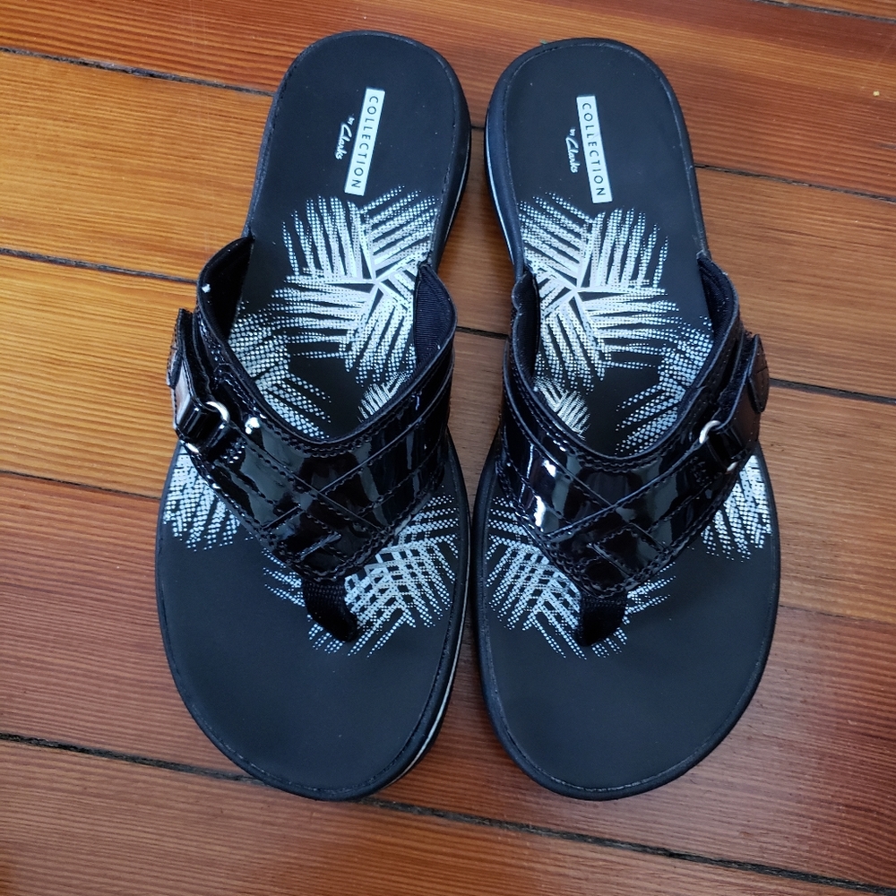Black sandles